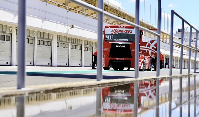 下团结一致 下团结一致